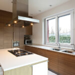 fenêtre PVC blanche a80 excellence dans une cuisine