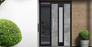 Nature, Ciselée ou Tradition Les nouvelles gammes de portes d’entrée de la ligne Prestige d’AMCC conjuguent haute sécurité et esthétique dans l’air du temps