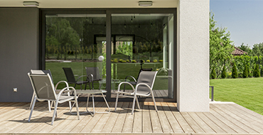 Au Mondial du Bâtiment, AMCC fête ses 70 ans & présente en avant-première ses nouveautés aluminium