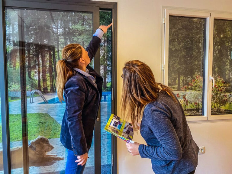 Equipe de L'isola Fresnes fenêtres et portes dans le Val de Marne