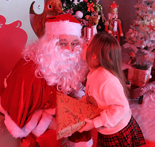 L’esprit de Noël au rendez-vous chez AMCC pour sa fête de Noël 2025